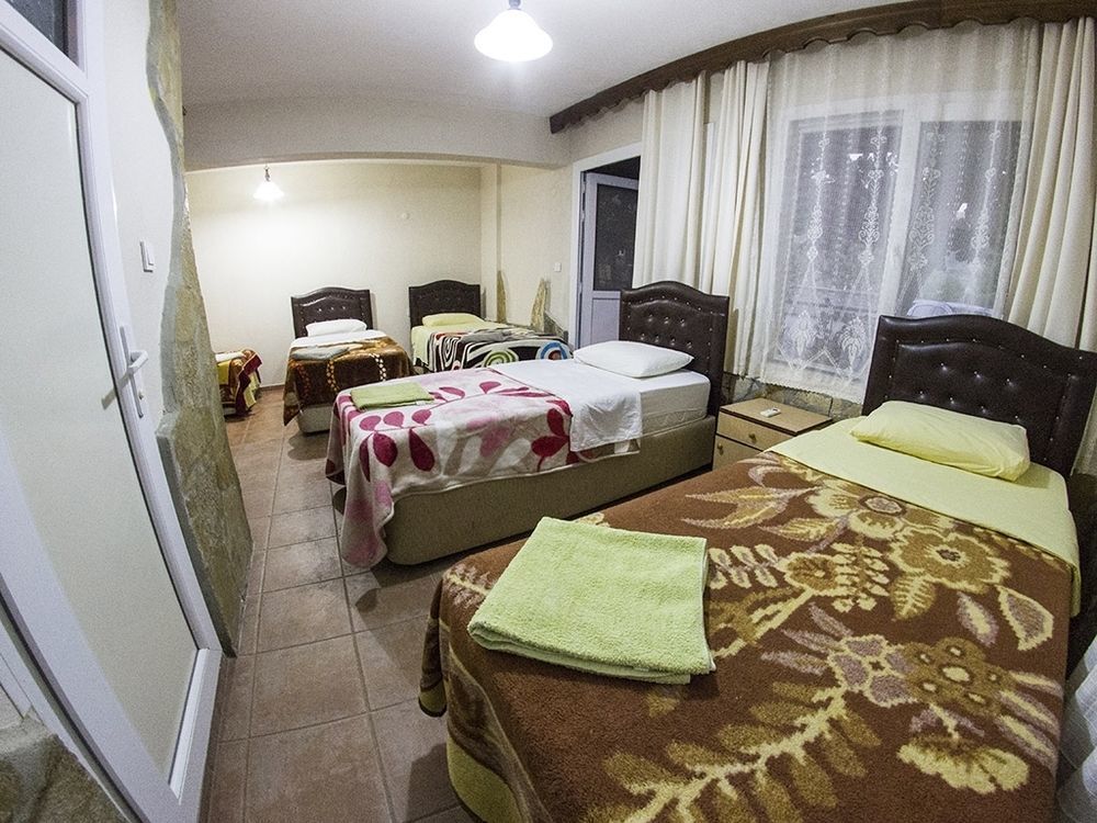 Atillas Getaway Selcuk Exterior photo